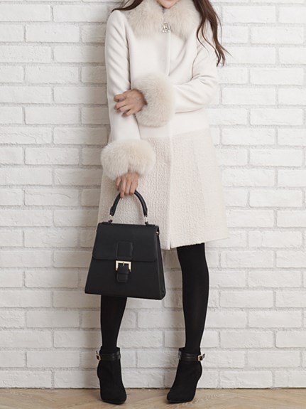 ジャスグリッティー ファー付き切り替えコート | Trend Fashion Net  